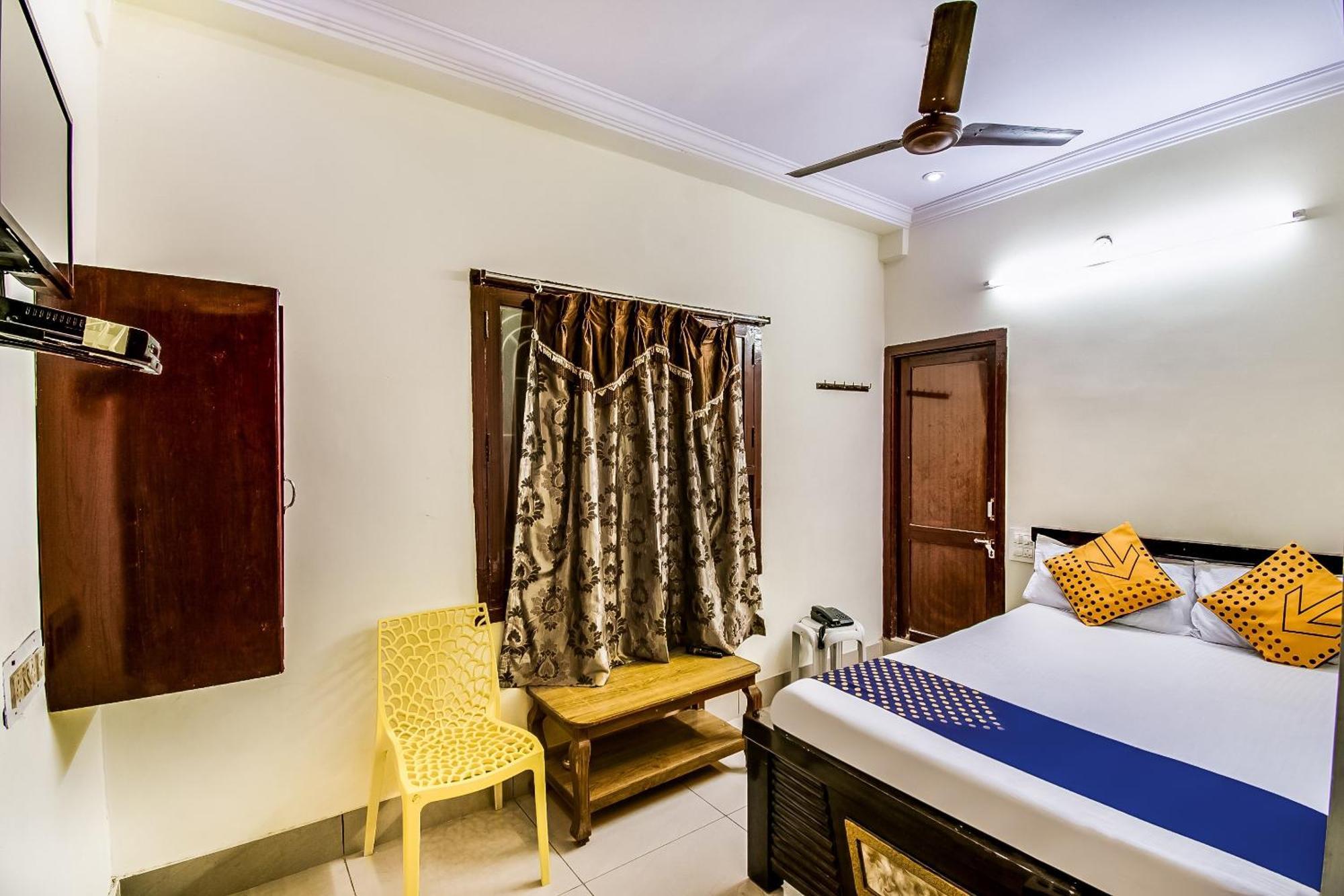 Spot On Sri Surya Lodge Guntur Exterior photo